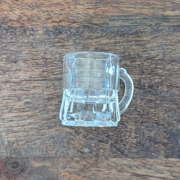 Tiny beer stein shot glass - Picture 3 of 5